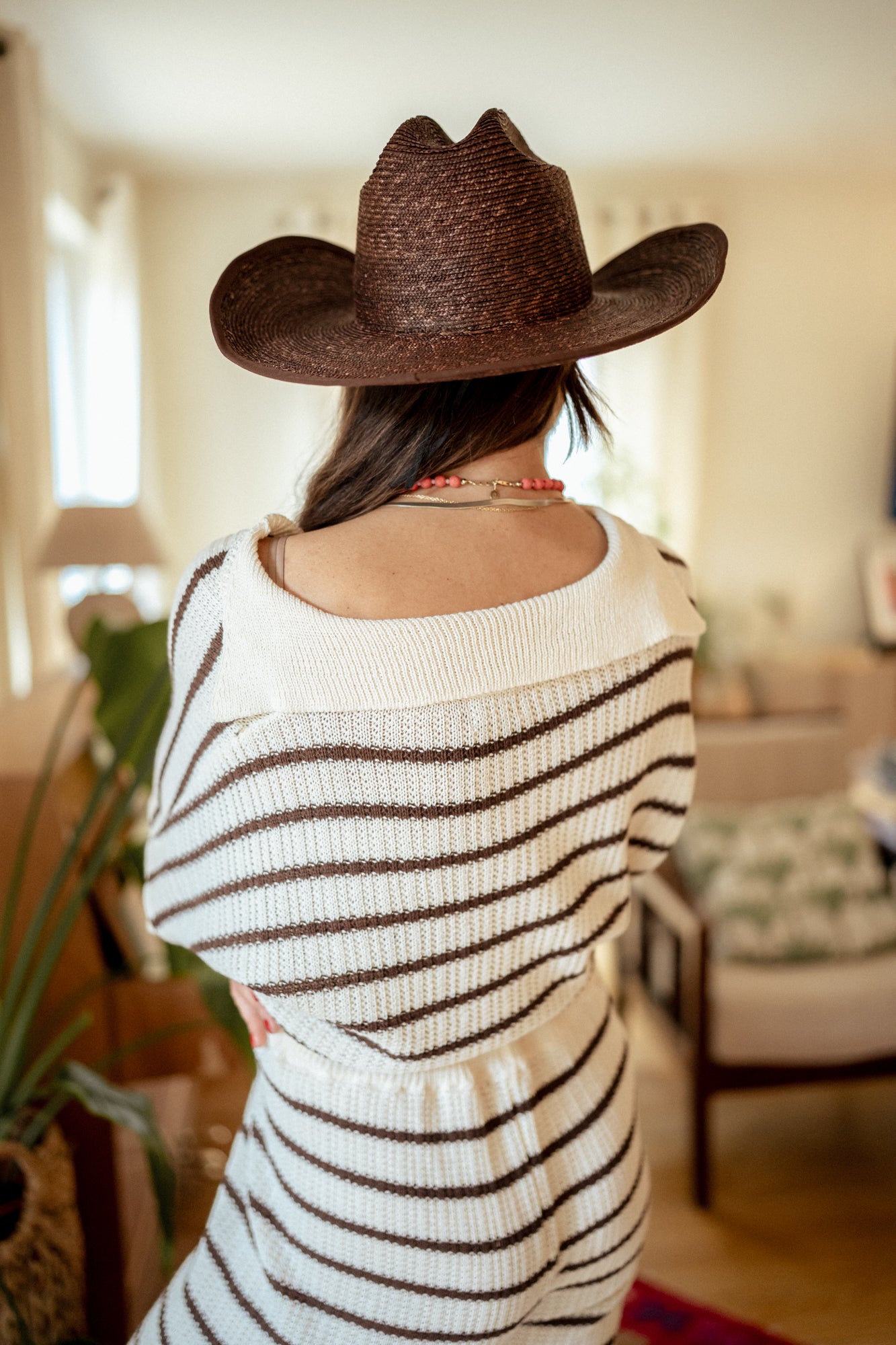 Sweter Bali Brown