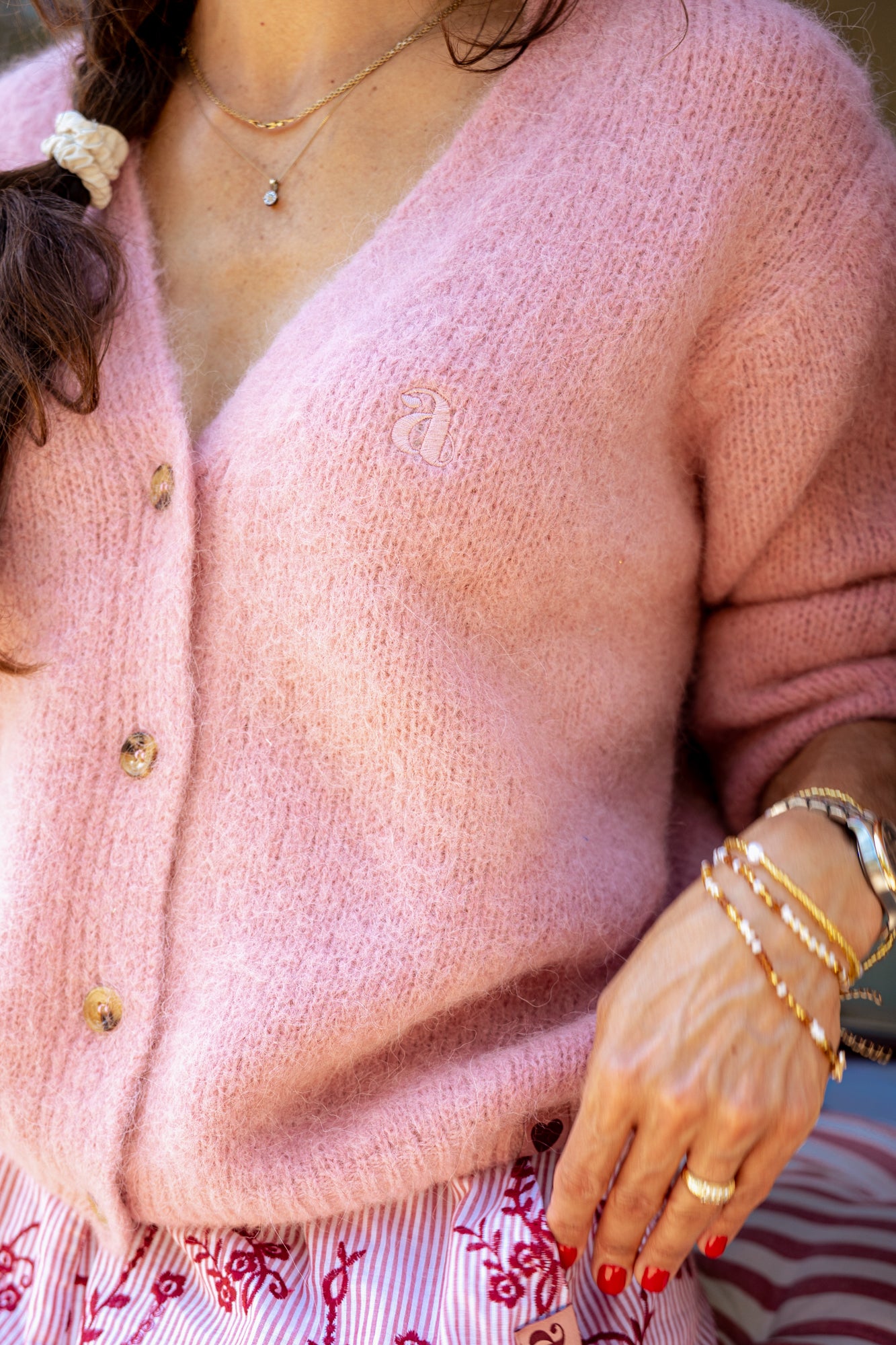 Sweter Pure Rose Limited Logo
