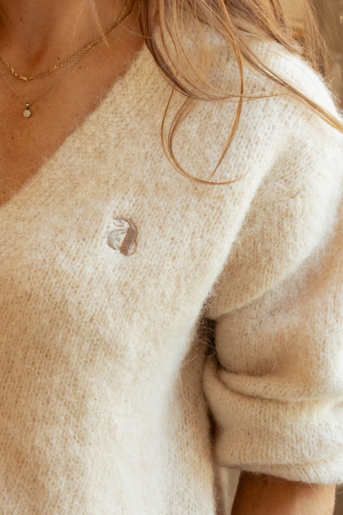 Sweter Pure Nude Limited Logo